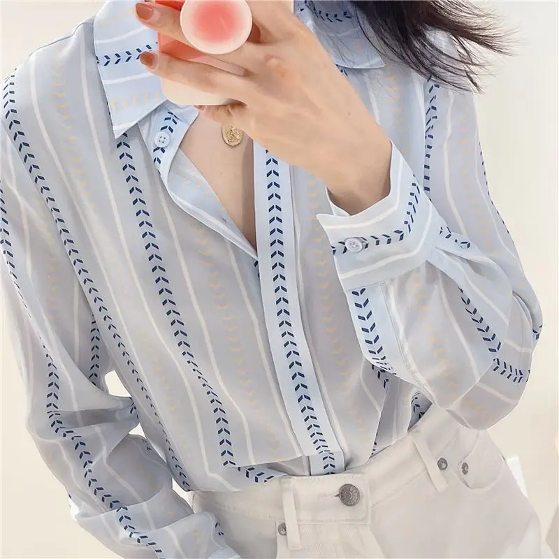 

2026 Spring/summer New Product Blue Stripe Printed Collar Shirt Fresh Commuter Women's Long Sleeve Top