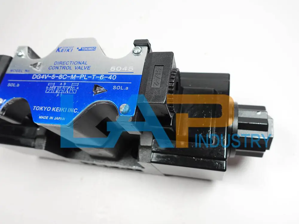 1PCS NEW for TOKIMEC Solenoid valve DG4V-5-8C-M-PL-T-6-40