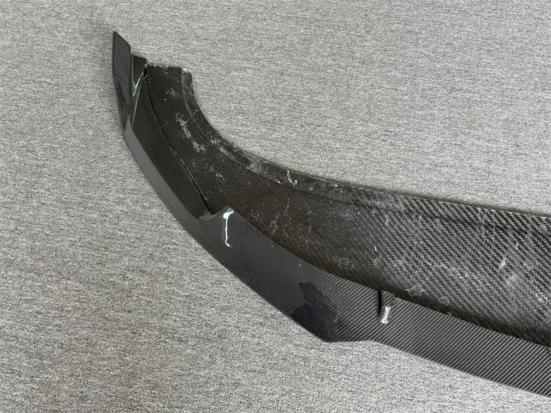 High Quality 1016 Style Carbon Fiber Body Kit Front Lip and Front Bumper for Lamborghini Urus Exterior Accessories view 4