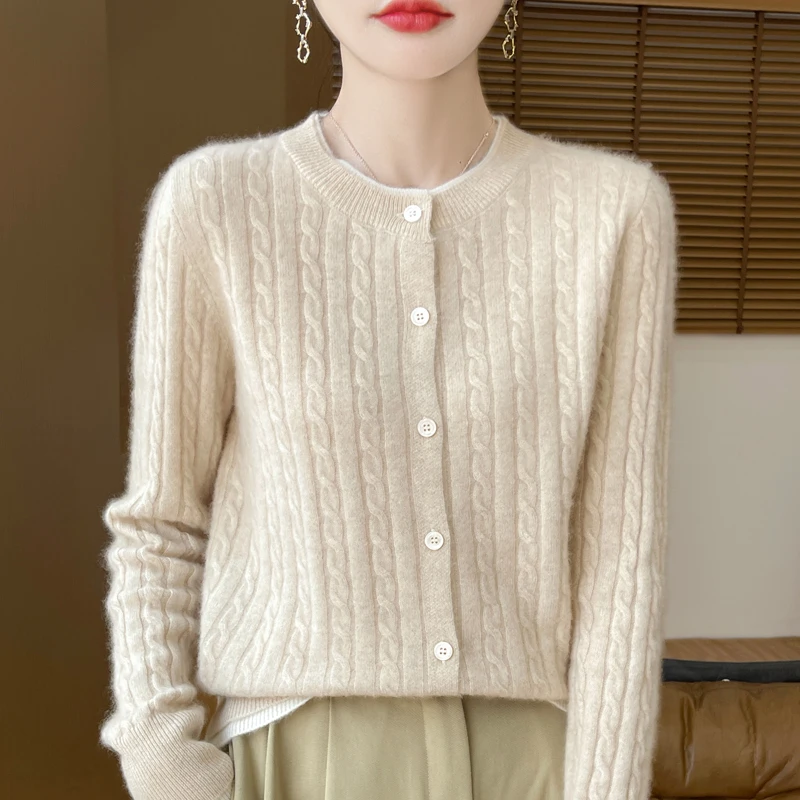 Autumn and winter new 100% merino wool women\'s round neck color matching fake two cardigan loose twist cashmere sweater knit top