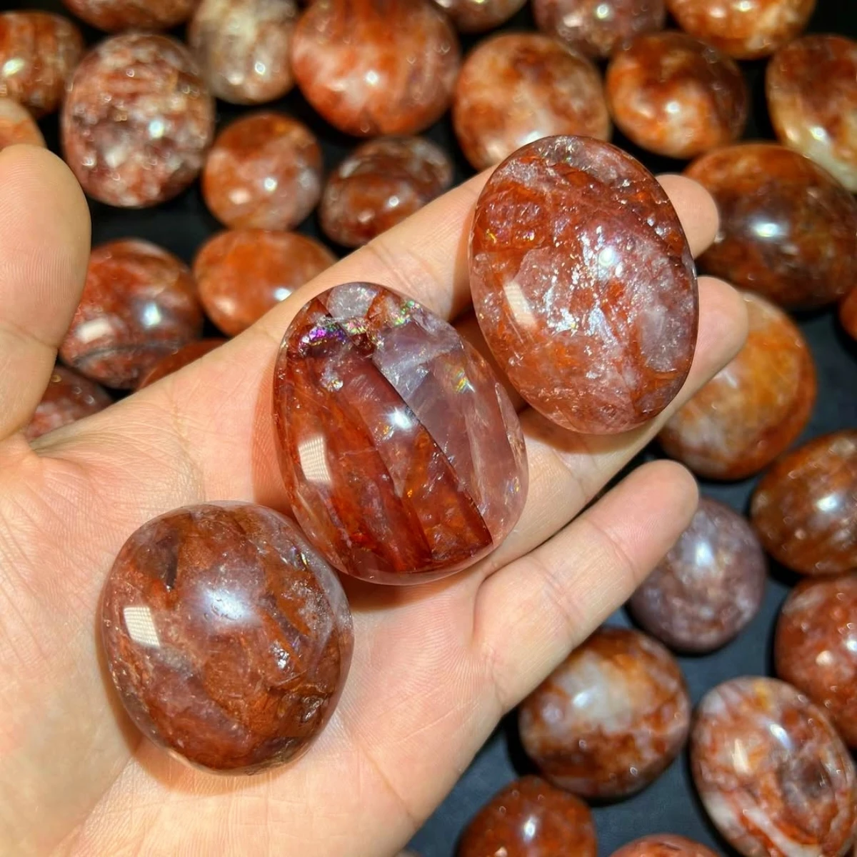 قطعة واحدة من حجر النخيل الكوارتز الناري - حجر القلق الكريستالي الهيماتويدي الأحمر، مثالي للمجوهرات والديكور المنزلي، هدية مثالية للعطلات #5