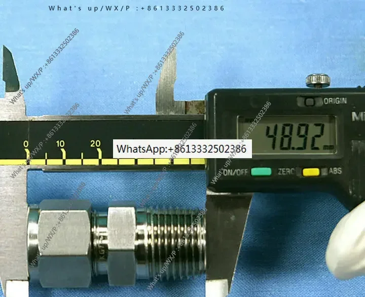 

[SS-810-1-8]/Ferrule 1/2 in. to 1/2 in. NPT Male Thread