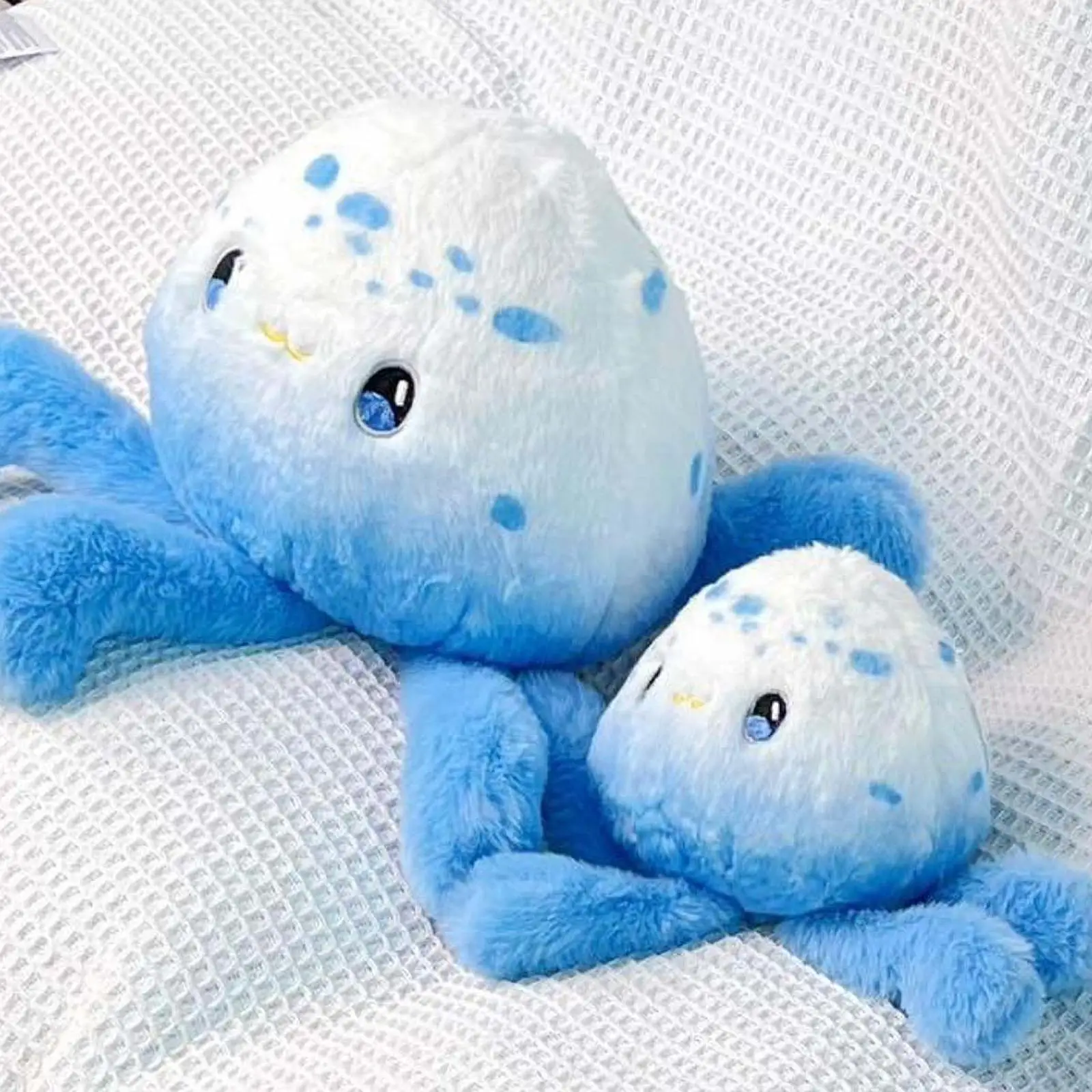 

Jellyfish Plush Keychain Cuddly Companion ,Novelty Plush Keyring, Animal Stuffed Marine Animal Hanging Pendant, for Kids Adults