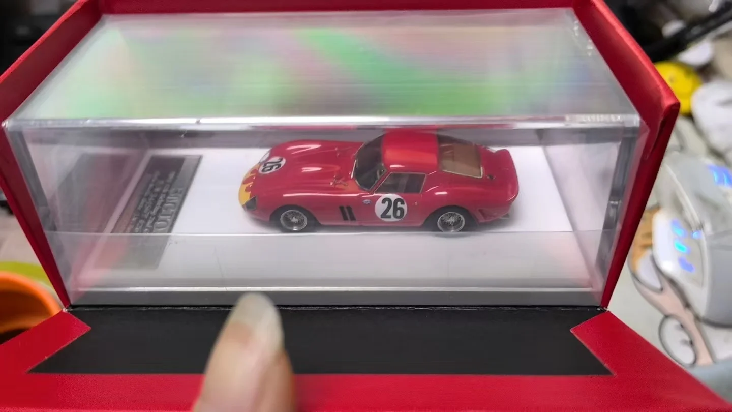 MY64 Limited edition 1:64 250GTO Classic running car logo red