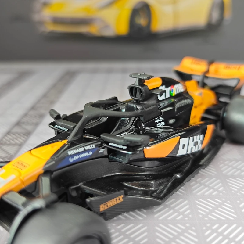 

Модель автомобиля McLaren F1 MCL38 из сплава, масштаб 1:32, для коллекции, декоративная, гоночная, суперкар, подходит для коллекционирования.