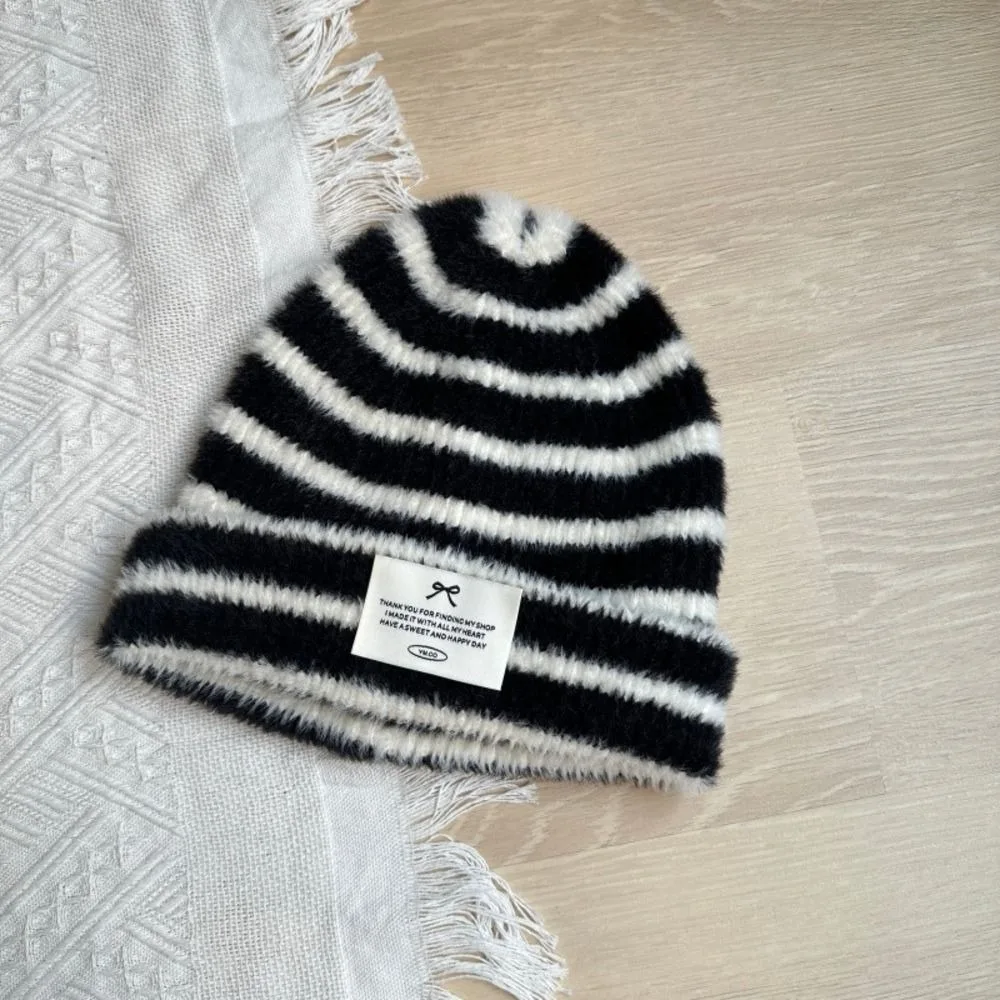 Stylish Polyester Knitted Beanie Hat Casual Daily Earflap Ear Protection Beanie Striped Beanie Student