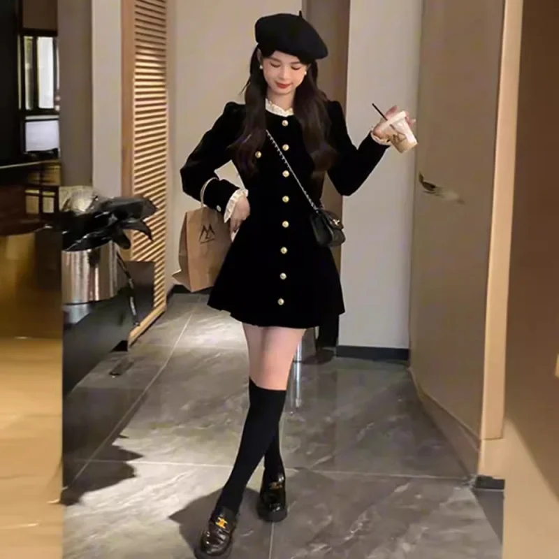 

French Style Velvet Dress for Women Early Spring2024New Style Elegant Waist-Cinching Short Little Black Dress