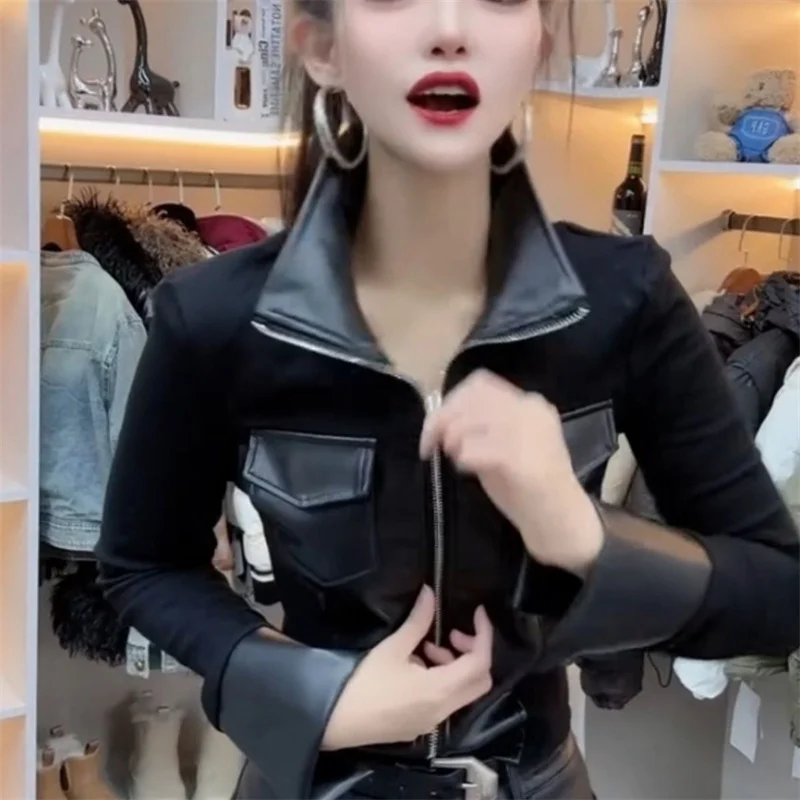 Chaqueta de cuero fina de diseño a la moda, chaquetas de cuero para mujer, abrigo corto de motocicleta con bolsillo y empalme de cuero, primavera y otoño