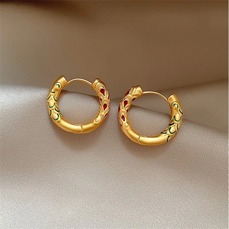 Trending Metal Minimalist Circel Earring Fashion Retro Gold Color Geometric Contrasting Ear Buckle Women Jewelry Gifts