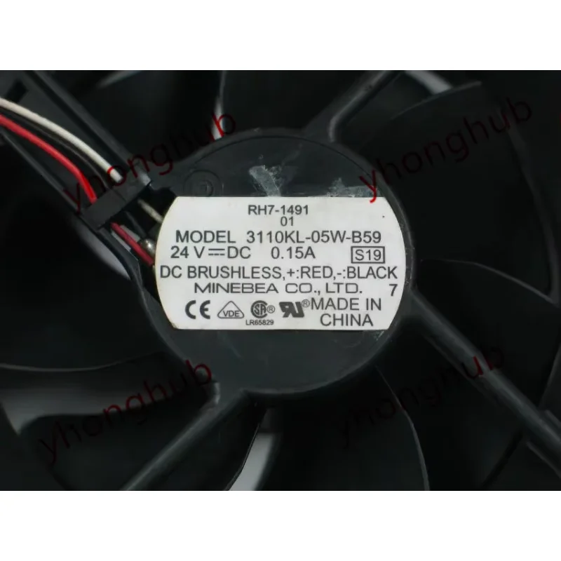 

NMB-MAT 3110KL-05W-B59 S19 DC 24 В 0,15 А 80x80x25 мм Вентилятор охлаждения сервера