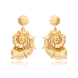 Metal Conch Shell Geometric Dangle Earrings for Women New Trend Classic Design Jewelry Party Accessories