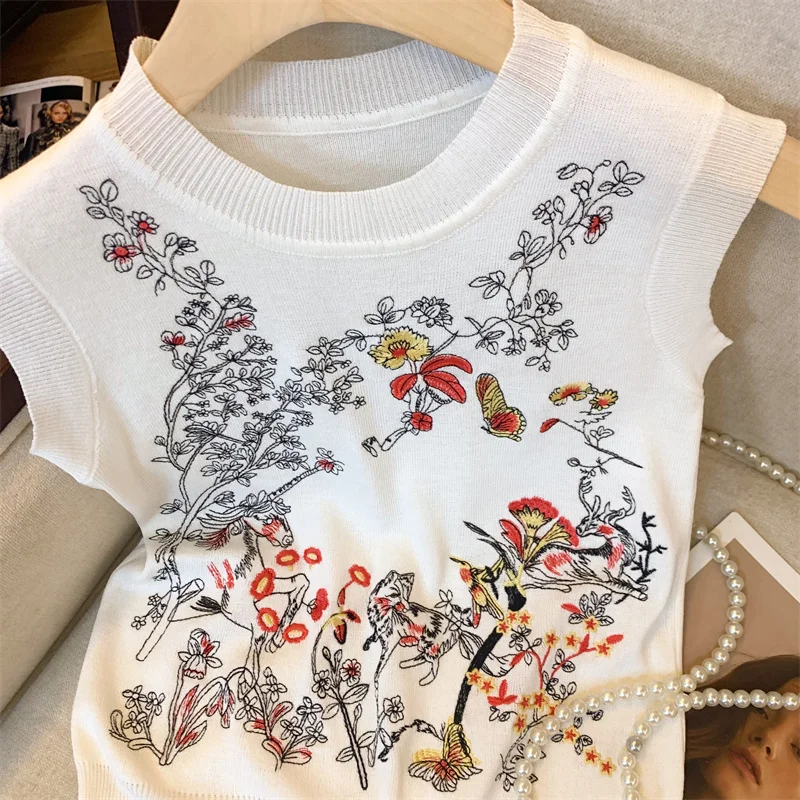 Vintage Vests For Women 2024 Summer Embroidered Elegant Stylish Fashion Sweater Tees Tops Sleeveless O-neck Ladies Knitwear