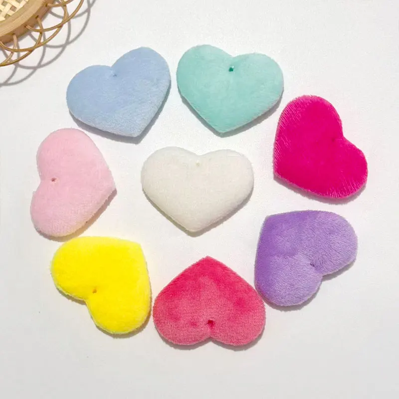 50 Stück 3,8x4,5cm Doppelseitige Filz-Herzen mit Loch für DIY-Bastelarbeiten - Schals, Handschuhe, Socken, Dekorationszubehör – Detail 6