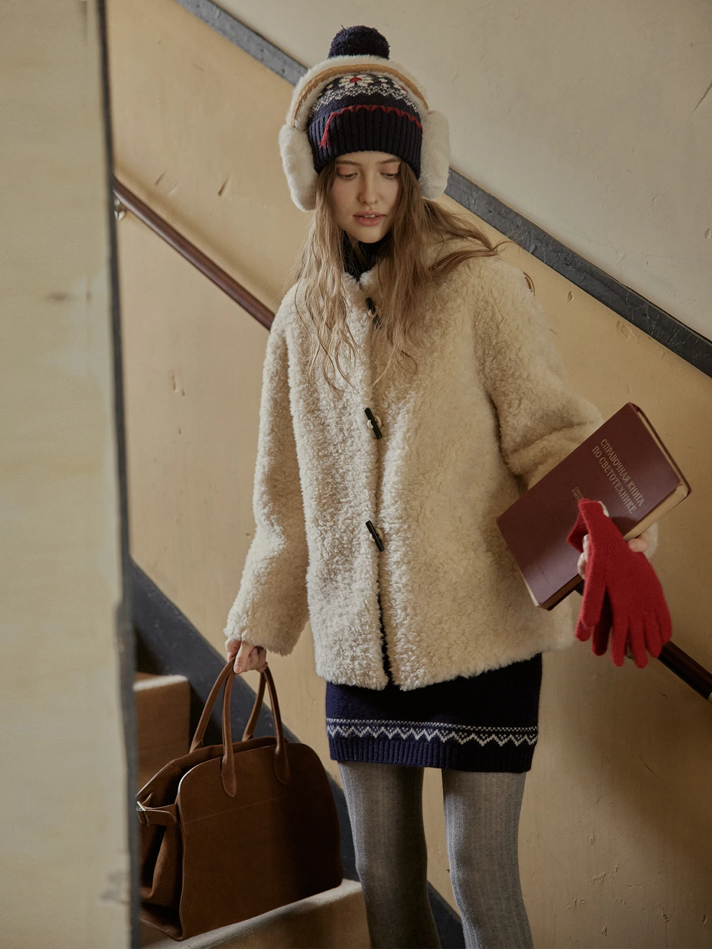 Cpiai Qingliang Gaozhi 00% ウール オルト ジェイ ファー アンド レザー インティエイト ラムズ ウール サークル パターン コールド トーン ウィメンズ コート