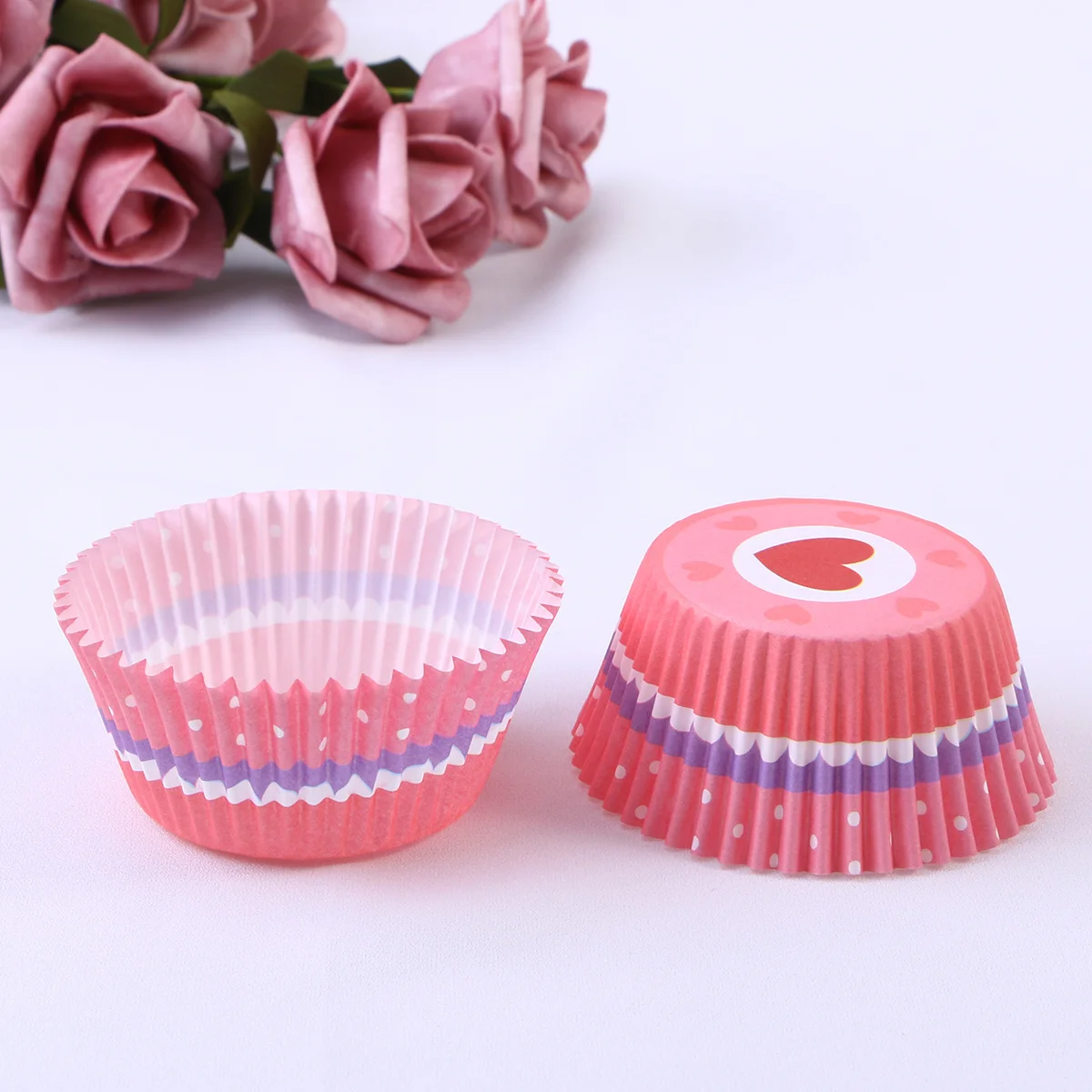 100 قطعة من بطانات كب كيك بتصميمات مختلفة ديناميكية غير سامة وصديقة للبيئة أكواب ورقية للخبز لحفلات الزفاف وأعياد الميلاد المفضلة للمافن #2