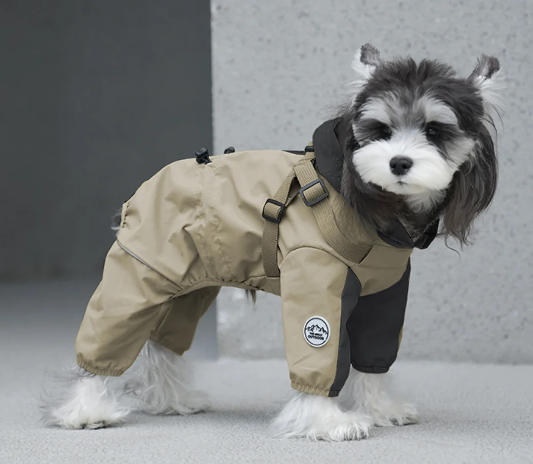 Dog raincoat - integrated one-piece waterproof outdoor mountain-style four-legged workwear for hiking