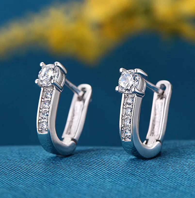 CHSHINE 925 sterling silver new women\'s fashion high quality jewelry crystal zirconia four-prong earrings