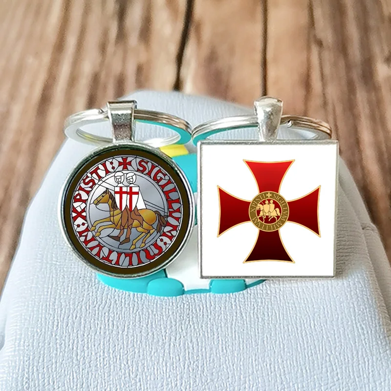 Vintage Knights Templar Keychain Round Square Pendant Army Crusader Masonic Glass Gem Metal Key Chain Cross Keyring for Men