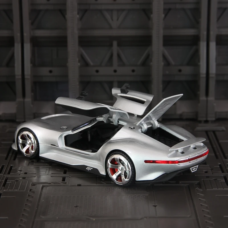 

Модель суперкара Mercedes AMG VISION GT из сплава, масштаб 1:32, с открывающимися дверями и багажником.