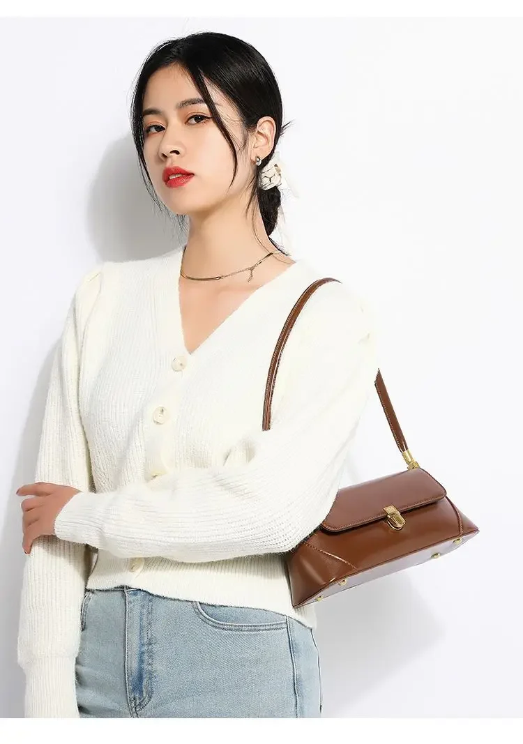 Fashionable Retro Women\'s Bag Senior Sense Niche Shoulder Bag Female Commuter Underarm Bag Popular Bags 2024