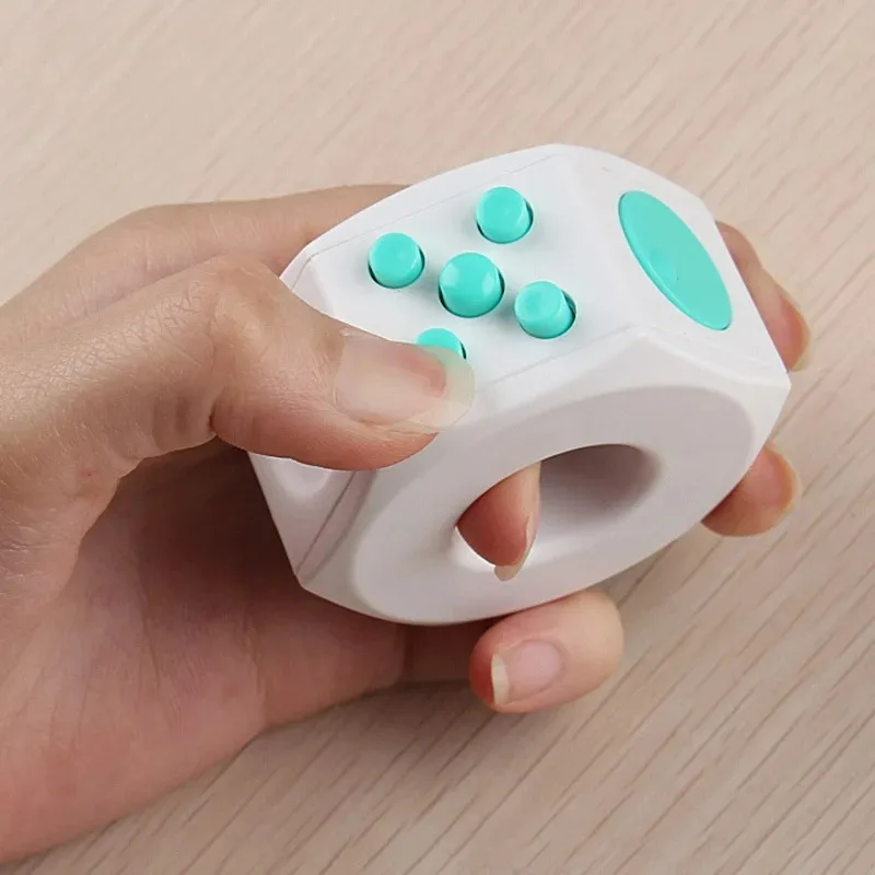 Pião anel de inquietação brinquedos ponta do dedo roda dentada plástico mão girador anel corrente durável diy aliviar giroscópio brinquedo adulto