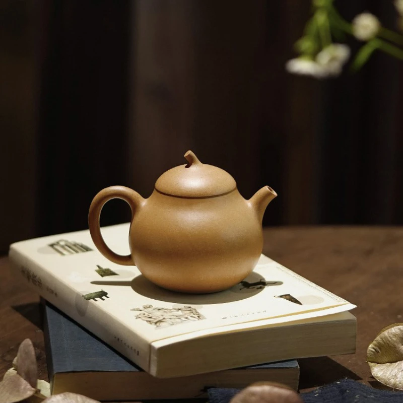 1PCS 160ml Chinese retro handmade carved Yixing raw ore section mud high-end boutique teapot Kung Fu tea set gift