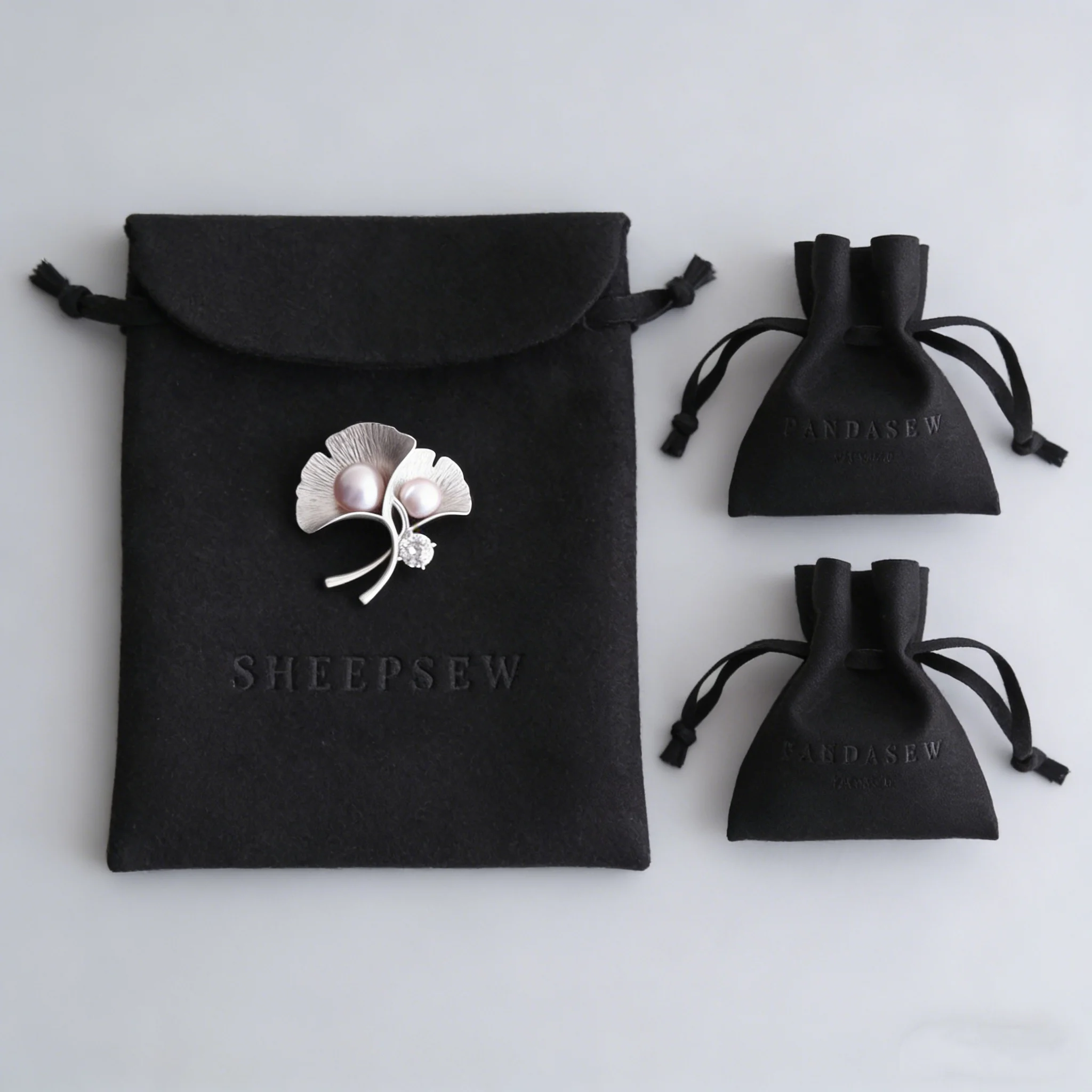 

PandaSew Black Small Drawstring Jewelry Pouch Custom Logo Gift Bag For Watch Necklace Ring Earring