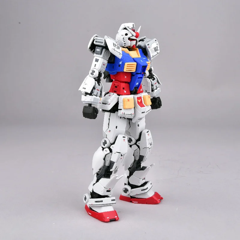 RG 1/100 RX-78-2 2.0 (Versione Ampliata) Kit Modello Armatura con Trasformazione Esplosiva, Controllo Magnetico, Occhi Luminosi, Giocattoli da Collezione