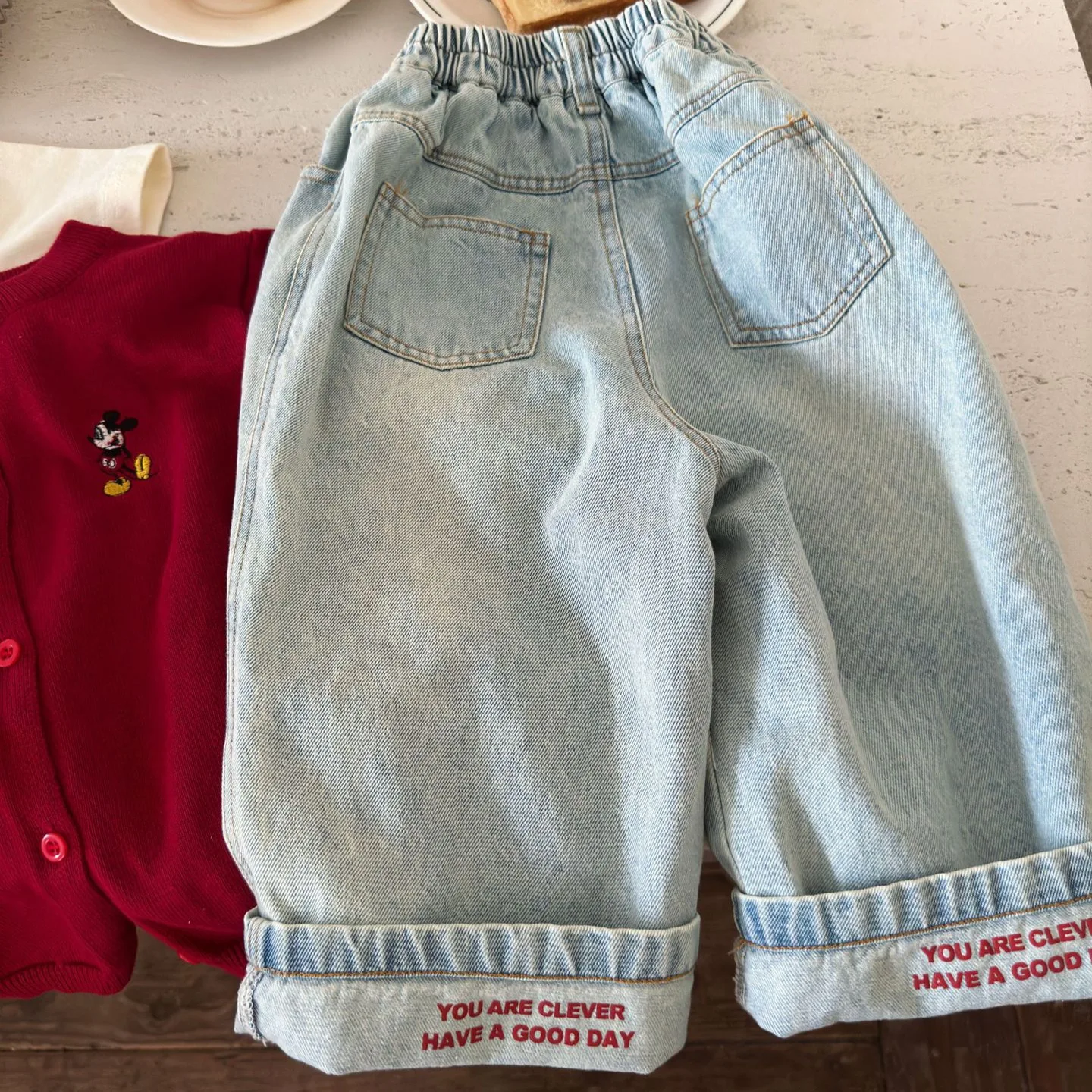 

2025 Spring Summer Children's Korean Edition Casual Cartoon Letter Embroidered Loose Wide Leg Pants Versatile Cowboy