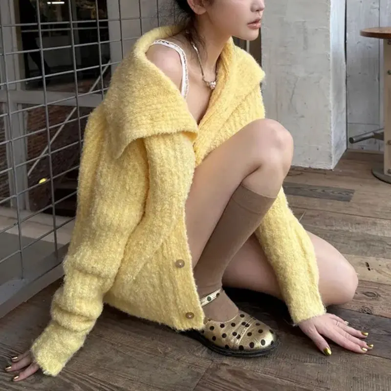 

Stylish Turn-down Collar Knitted Pullovers Female Clothing Solid Color Autumn Winter Casual Single-breasted Loose Basic Sweaters