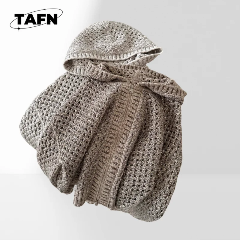 25 Classic Cashmere Cardigan with Retro Flair, Cozy and Fashionable for Casual Wear Warm  Comfortable for Casual Outings AI0977