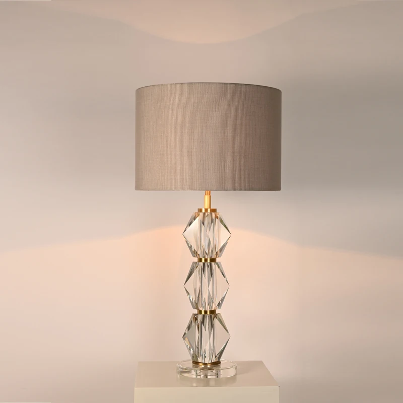 New Product Fashionable Creative Design K9 Crystal Desk Light Elegant Lobby Corridor Led Table Lamp