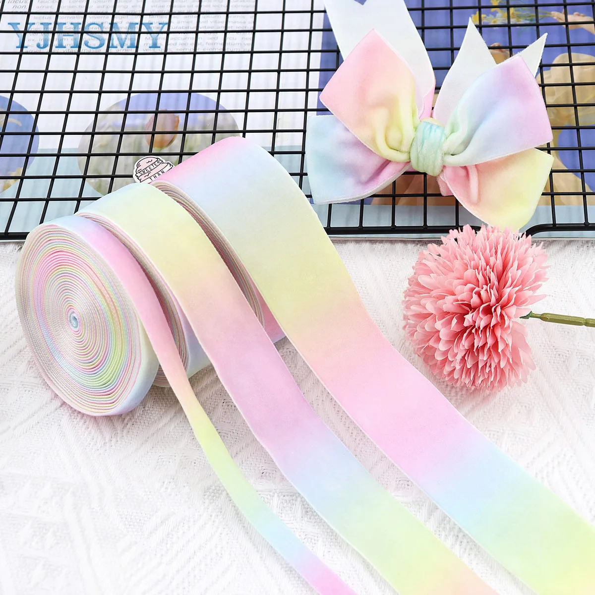 Pastel Rainbow Ribbon Velvet Ribbon 5 Yards Rainbow Craft Ribbon Gift Ribbon for Gift Wrapping Party Decoration Making Hair Bows