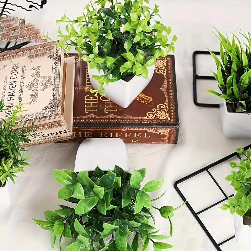 Wholesale OEM/ODM Artificial Mini Potted Plants Fake Sprayed Eucalyptus Plant in Pots House Plants for Home Office