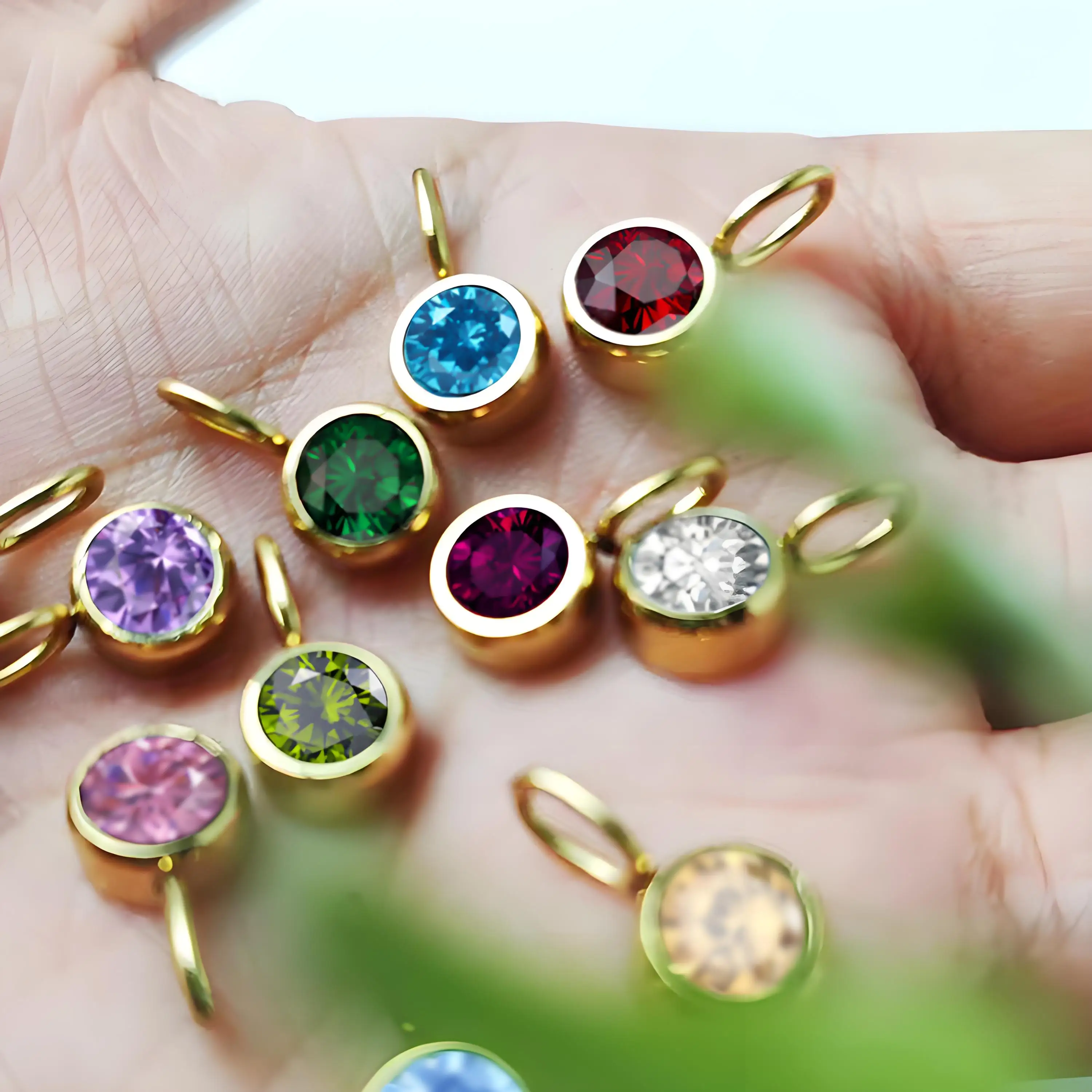 ZHENL 8MM Niedliche Geburtsstein-Anhänger für Damen, Edelstahl, Runde Mehrfarbige Charms, Modeschmuck-Zubehör, Großhandel – Detail 2