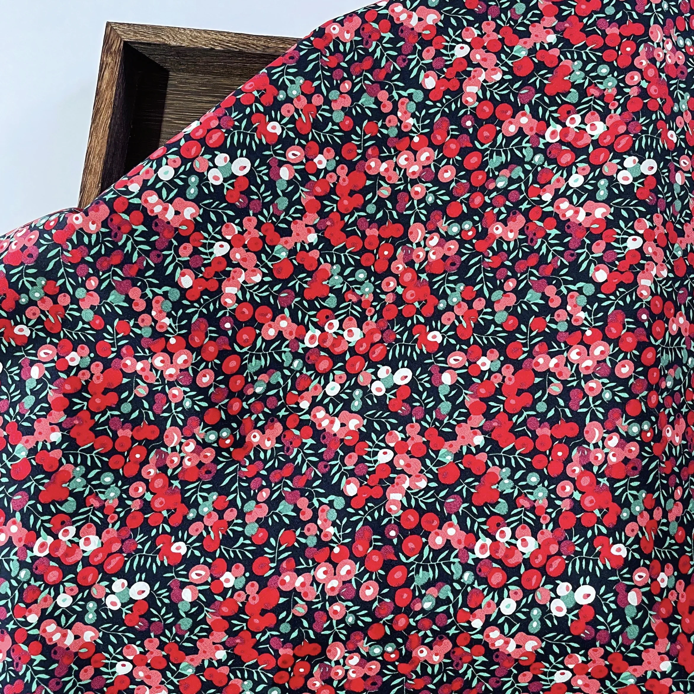 Vivid Red Berry Patterns 100% Cotton Fabric Perfect for DIY Sewing Apparel Children dress Making and Home Decor Patchwork Design