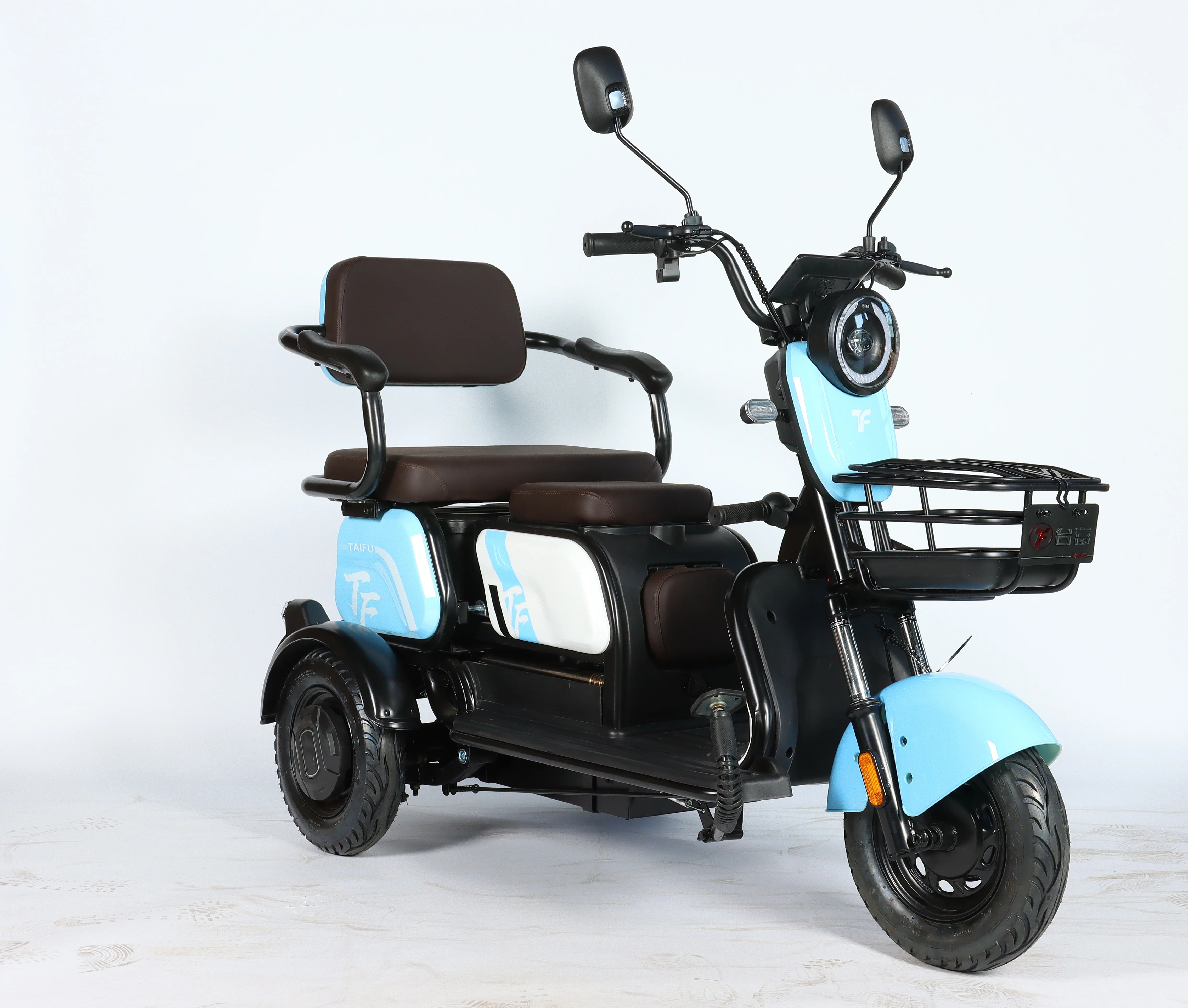 New drifting electric tricycle