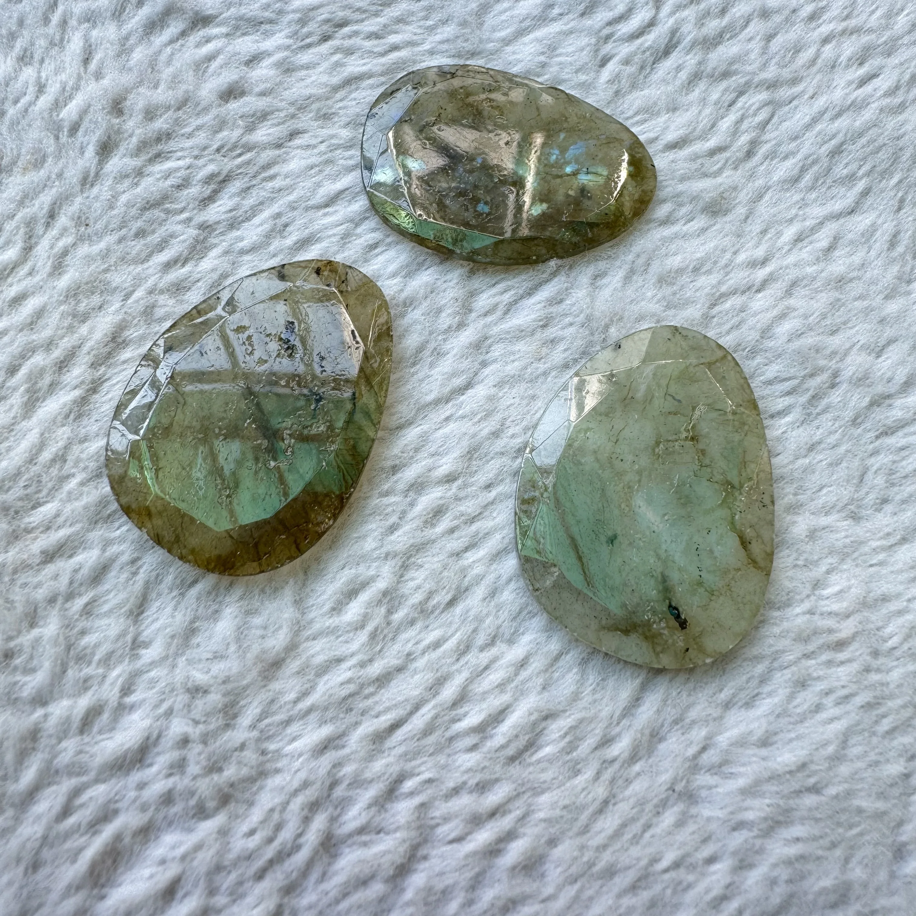 PANGEM-الجملة 2 قطعة/الحزمة اللابرادوريت الطبيعي 27x37 مللي متر الأوجه الكمثرى حبة كابوشون ، خاتم مجوهرات الأحجار الكريمة الحقيقية الوجه ، 3 مللي متر سميكة