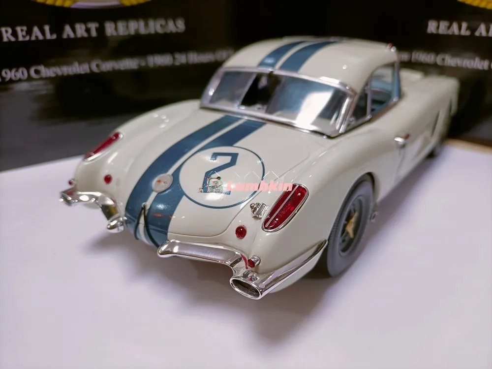 RAR 1:18 For Cunningham Chevrolet 1960 24H corvette Le Mans racing car model collectible miniature car model classic