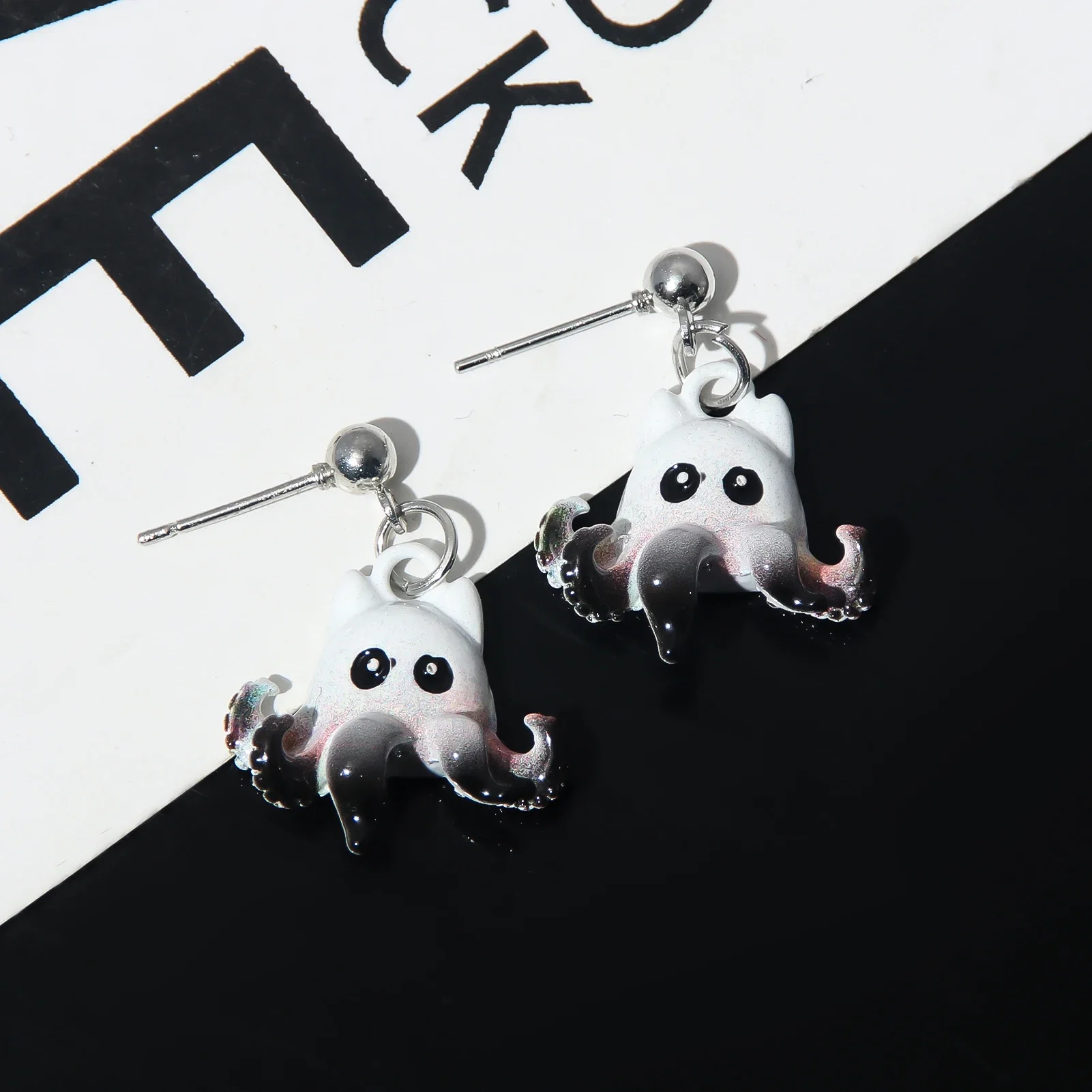 Cthulhu Octopus Earrings Cute Cartoon Squid Drop Earrings Woman Fashion Gothic Ear Clip Halloween Gift Jewelry Accessories