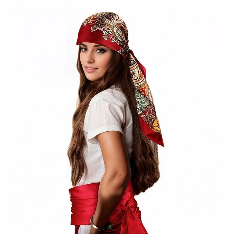 Set di accessori per costumi da pirata di Halloween per adulti per uomini e donne, cappello bandana da pirata per festa di carnevale con collana