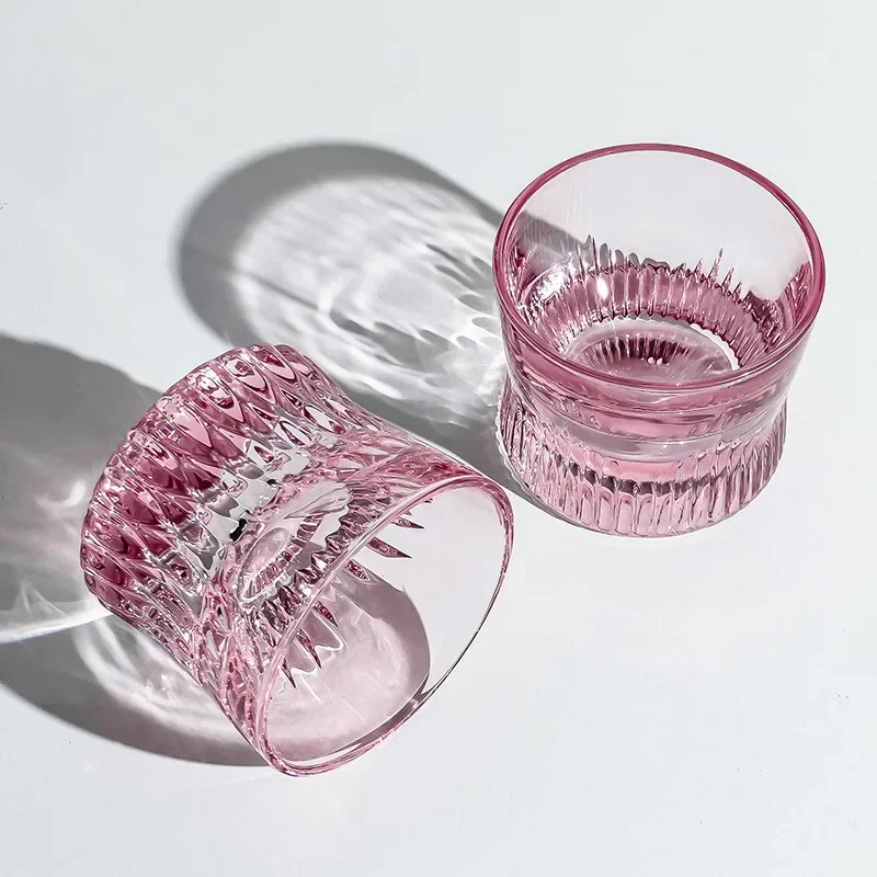 Luxury Whiskey Glass Beer Crystal Cup Home Use Two Ounce White Liquor Glass  Shape Ordinary Glass Cup without Lid