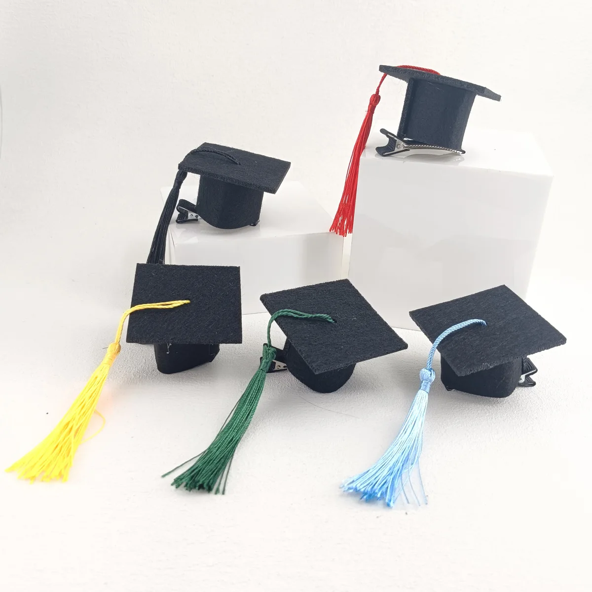 Graduation Season Mini Doctor Hat Mini Doctor Hat Celebrate Party Mini Bachelor Hat Hairpin Small Graduation Hat with Tassels