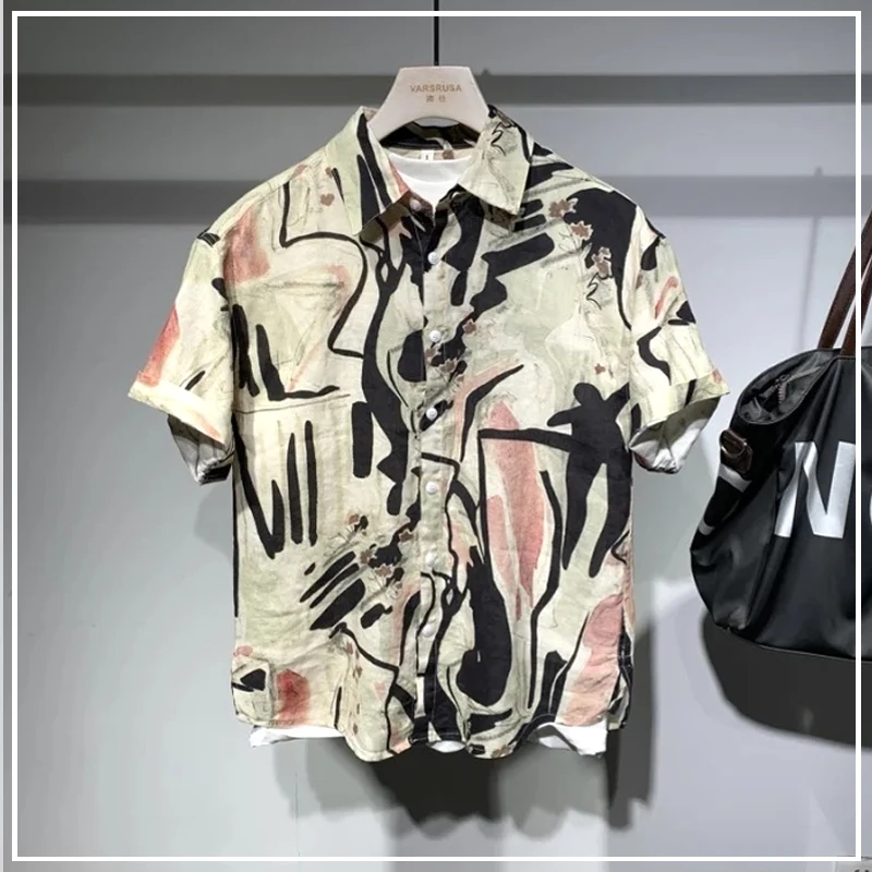 

2024 New Trendy and Personalized Korean Version Fashionable Lapel Graffiti Print Loose Casual and Versatile Short Sleeved Shirt