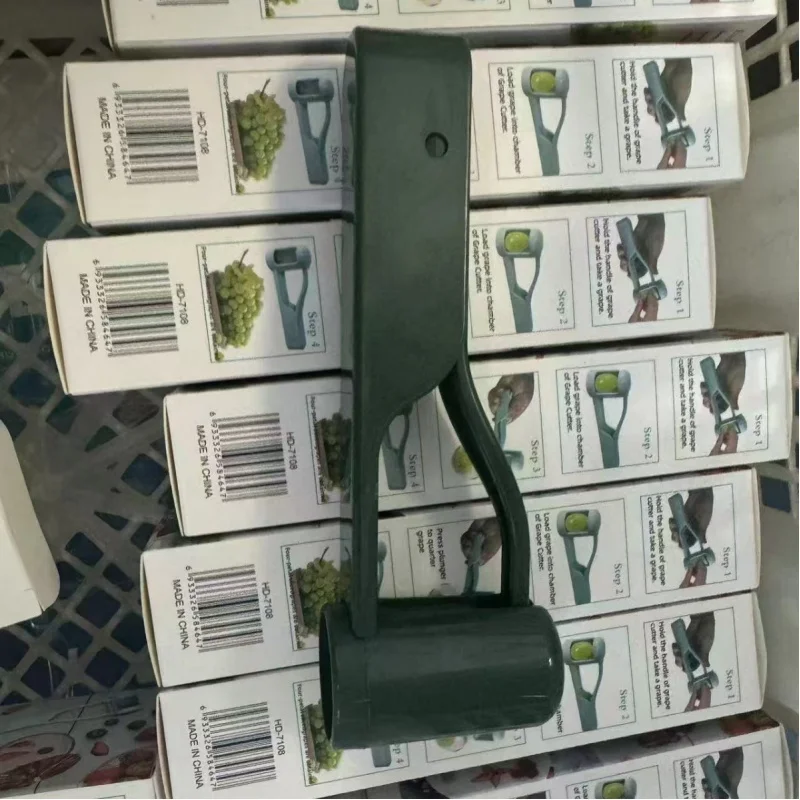 Grape slicer, fruit divider, fresh fruit separator, fruit artifact