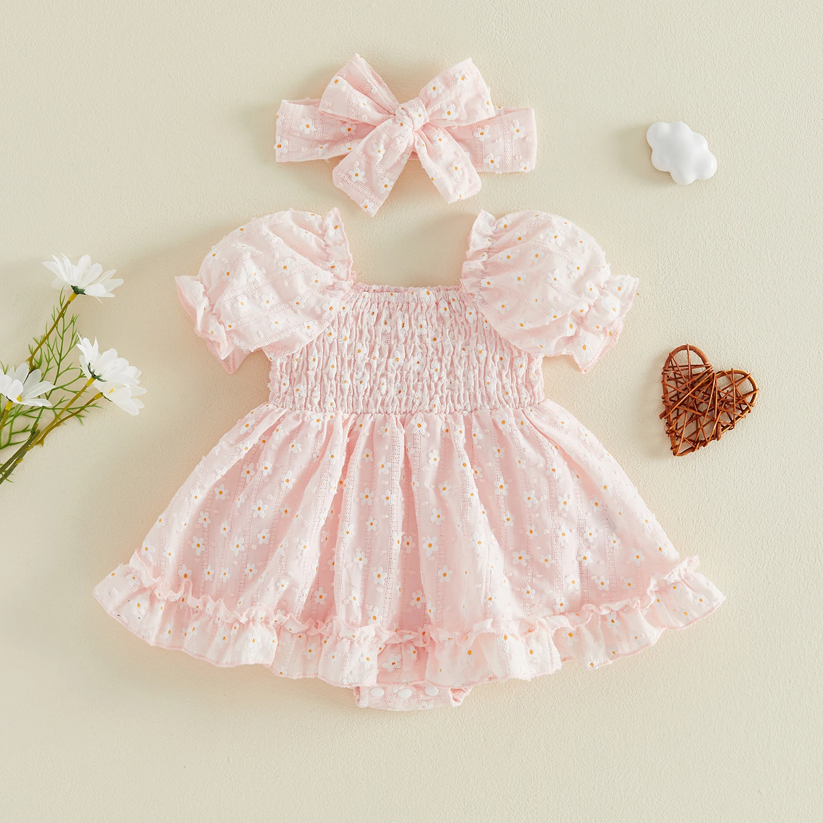 Baby Girl Summer Cute Romper Dress Cute Floral Embroidery Smocked Short Bubble Sleeve Bodysuits Jumpsuit Sunsuits