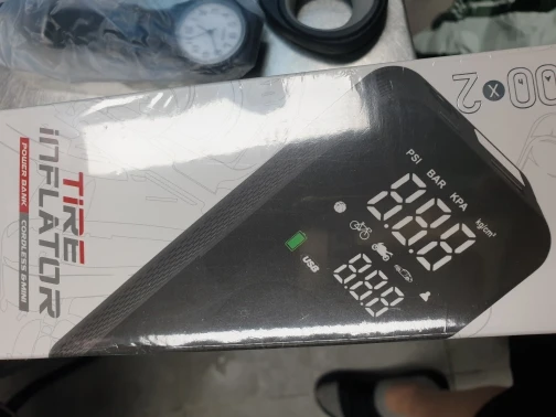 VanVolt AirGo™ Cordless Digital Tyre Inflator - Portable 150 PSI Air Pump photo review