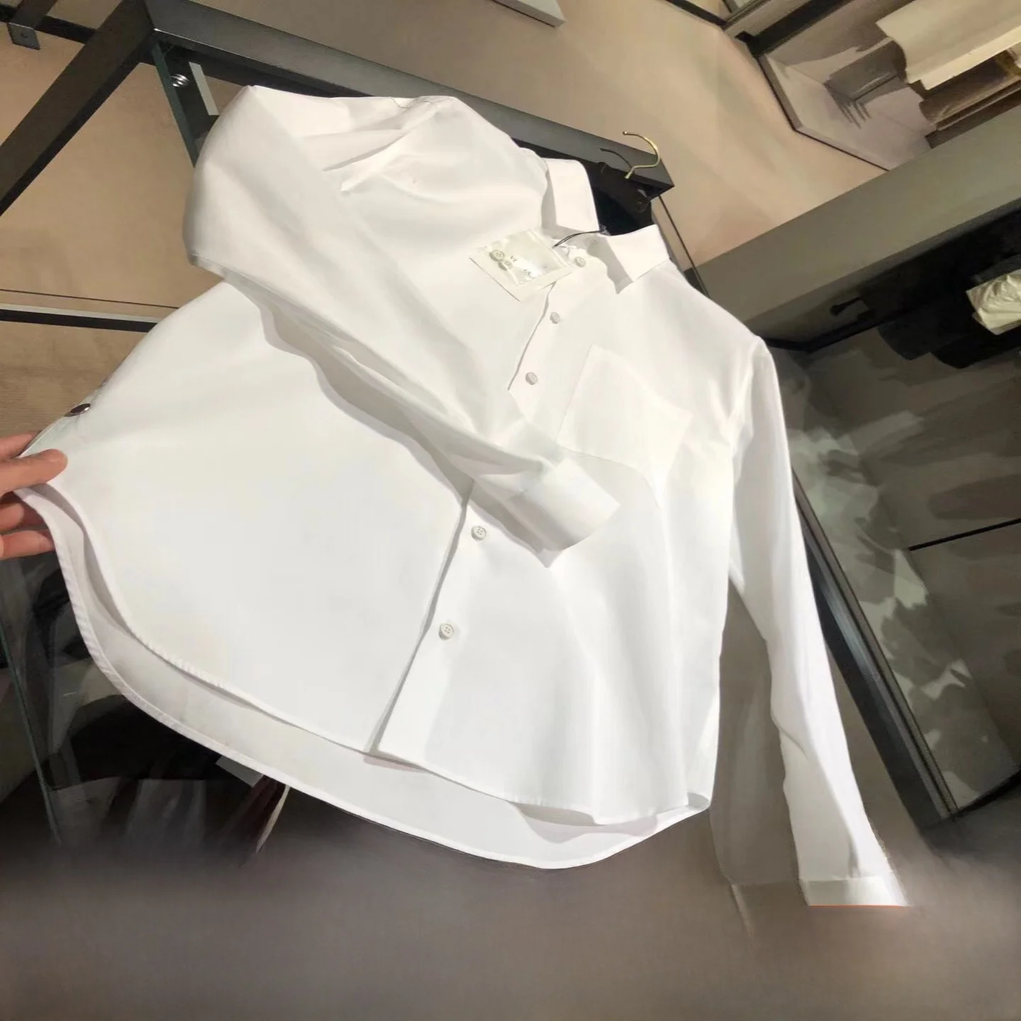 Importato di lusso italiano lungo Sve irt per uomo tessuto tecnico antirughe stand fit busin casual colore puro primavera 2024