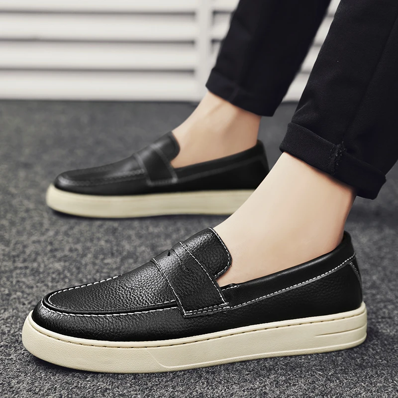 2023 New Breathable Leather Men's Casual Shoes Street Black Flat Shoes Student Walking Fashion Soft Men's Penny Slippers