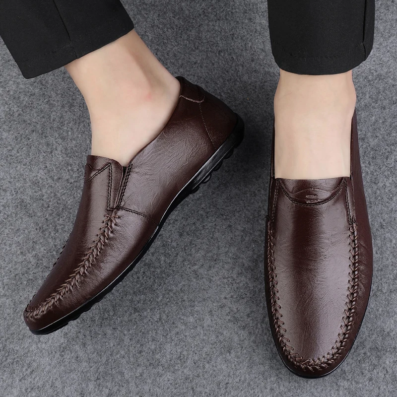 

Men's lightweight shoes Comfortable flat bottomed casual style Work or business office Adult genuine leather shoes 37-47 Hot